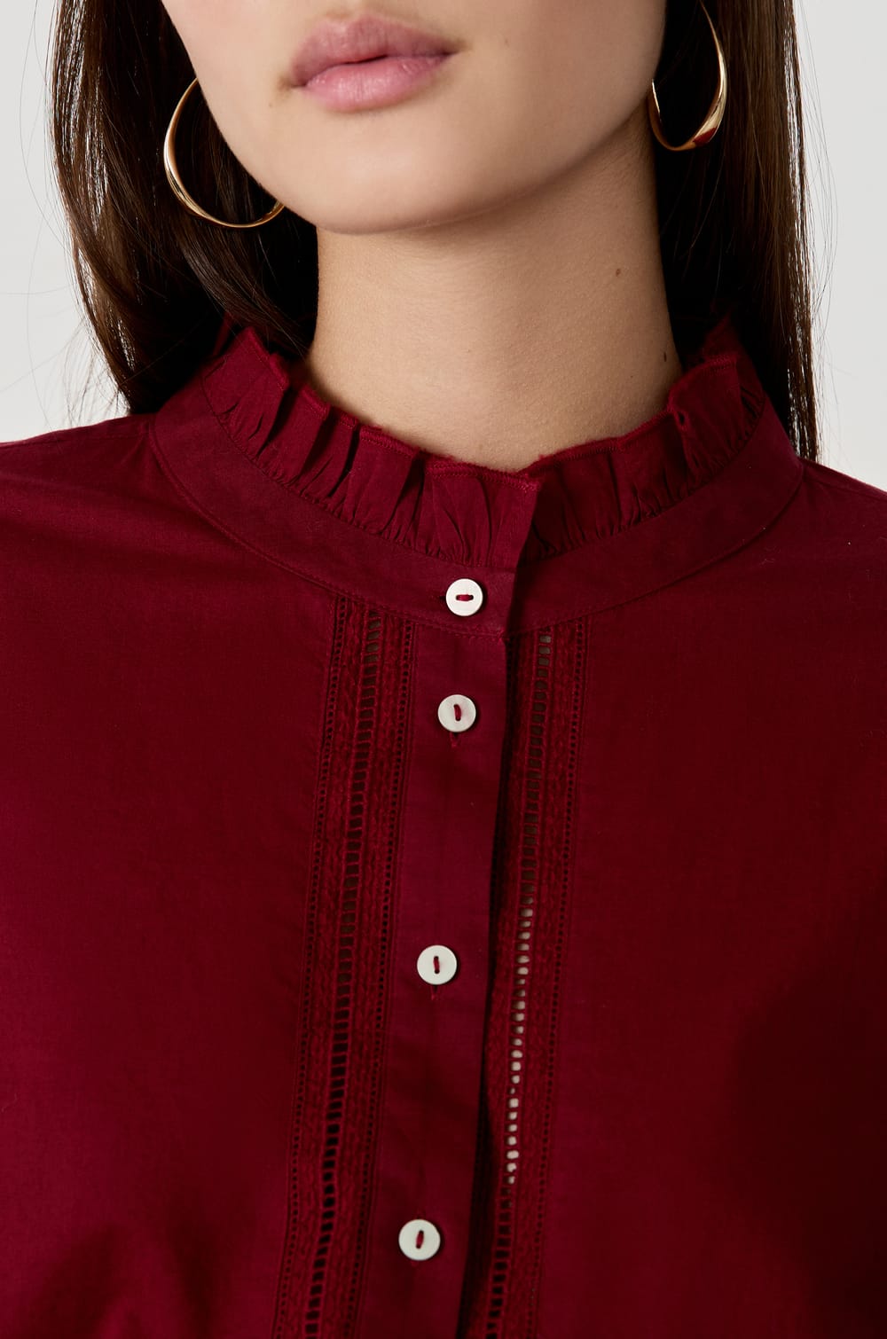 Camisa bordada;${refinementColor}