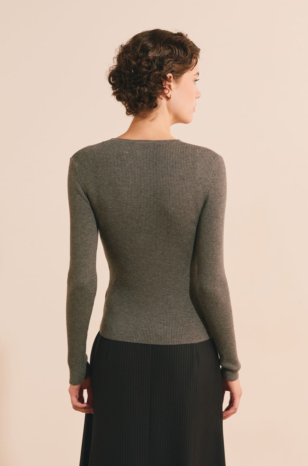Cardigan c&ocirc;tel&eacute; &agrave; col V avec laine;${refinementColor}