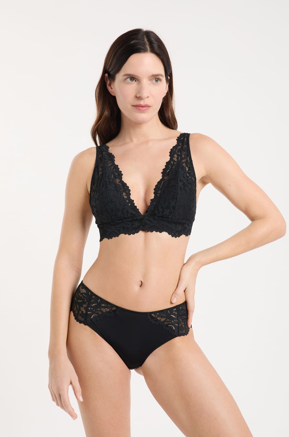 Braga culotte de encaje;${refinementColor}