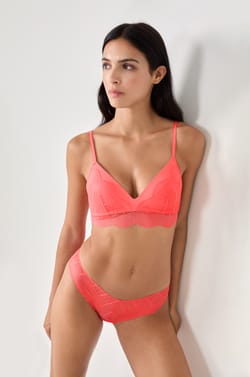 Soutien-gorge triangle sans armature;${refinementColor}