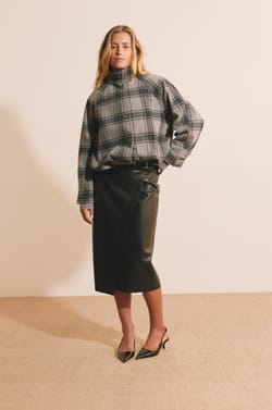 Manteau court &agrave; carreaux;${refinementColor}