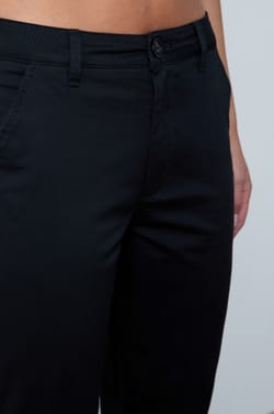 Pantalon coupe carotte;${refinementColor}