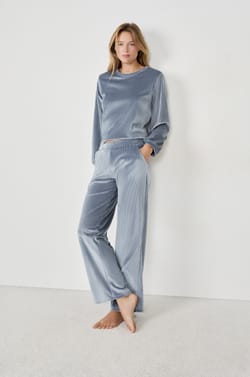 Pantal&oacute;n de pijama con efecto terciopelo;${refinementColor}