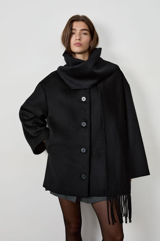 Short Coat;${refinementColor}