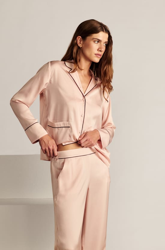Pantalon de pyjama satin&eacute;;${refinementColor}