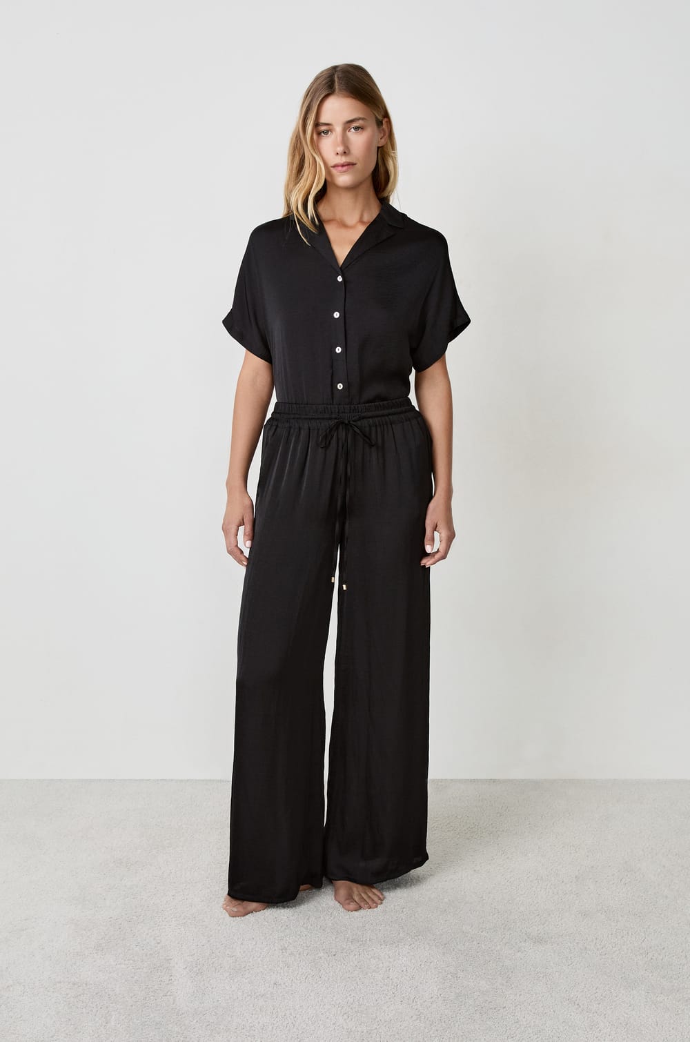 Wide-leg satin trousers;${refinementColor}