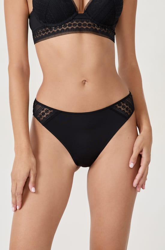 Braga con detalles de encaje;${refinementColor}