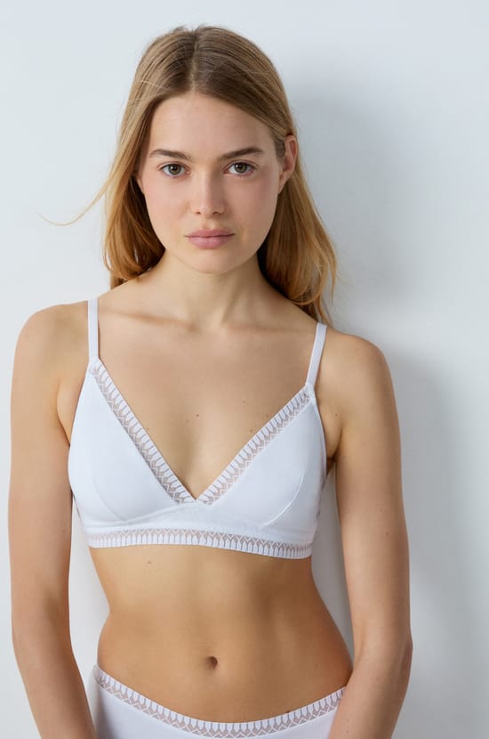 Wireless Triangle Bra, Removable Cotton Pads;${refinementColor}