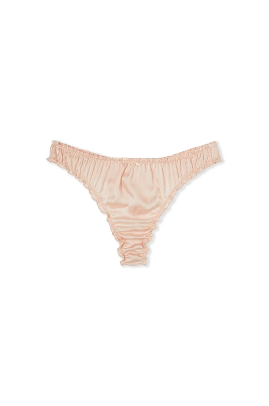 String bloomer satin&eacute;;${refinementColor}