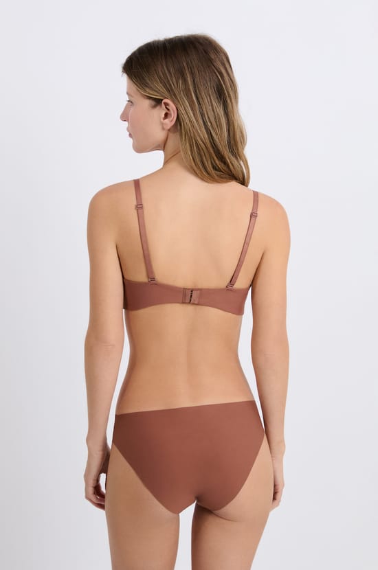 Bra nº 4:  Copa fina sin aros de microfibra;${refinementColor}