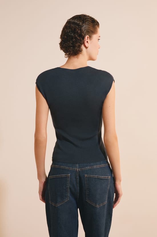 Top &agrave; col V avec coton;${refinementColor}