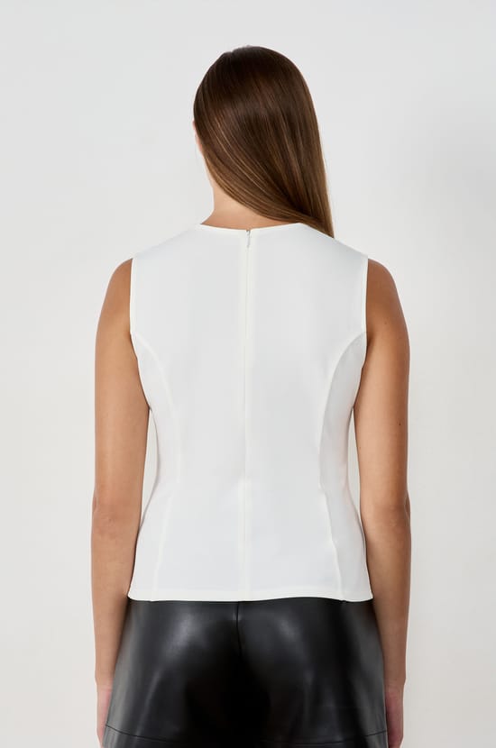 Sleeveless T-shirt;${refinementColor}