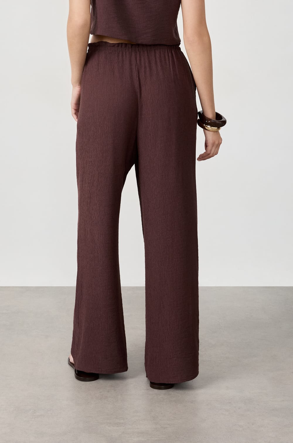 Pantalon fluide large;${refinementColor}