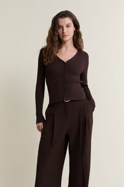 Pull cardigan manches longues en maille c&ocirc;tel&eacute;e;${refinementColor}