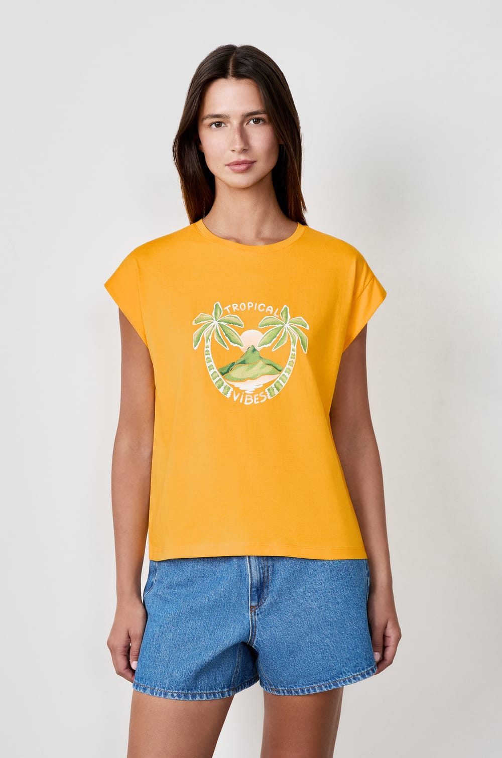 Playera de algodón "Tropical vibes;${refinementColor}