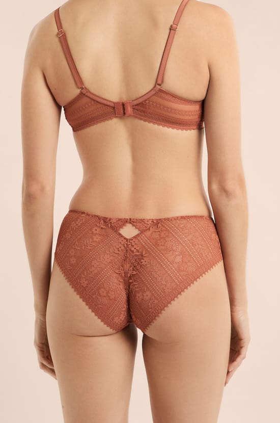 Lace Boyshort;${refinementColor}