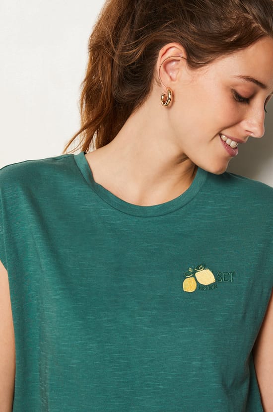 Cotton T-shirt with Lemon Detail;${refinementColor}