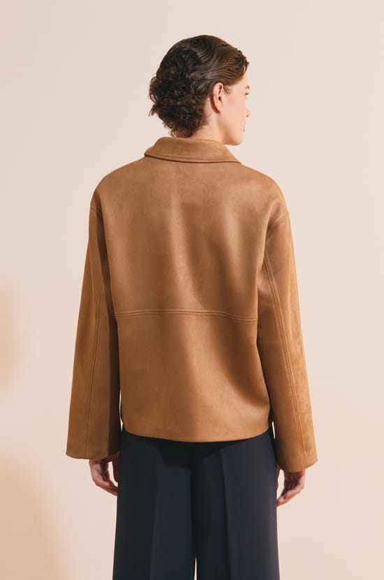 Veste effet daim;${refinementColor}