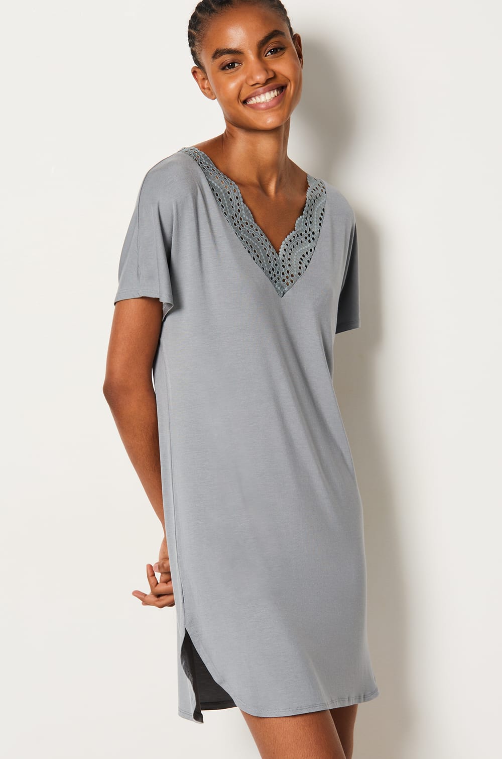 Modal nightshirt with lace neckline;${refinementColor}