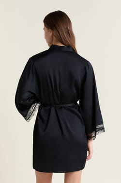 D&eacute;shabill&eacute; satin&eacute;;${refinementColor}