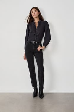 Jean droit en coton;${refinementColor}