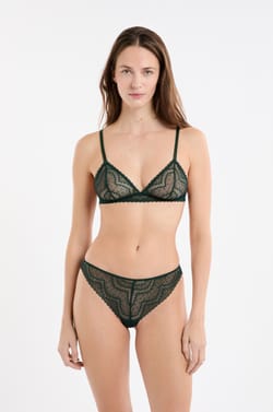 Tanga en dentelle;${refinementColor}