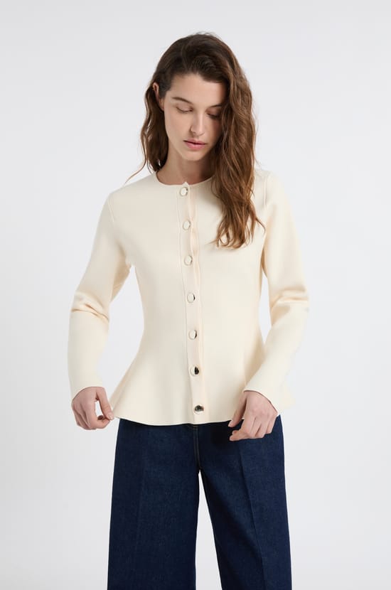 Top &agrave; manches longues avec boutons dor&eacute;s;${refinementColor}