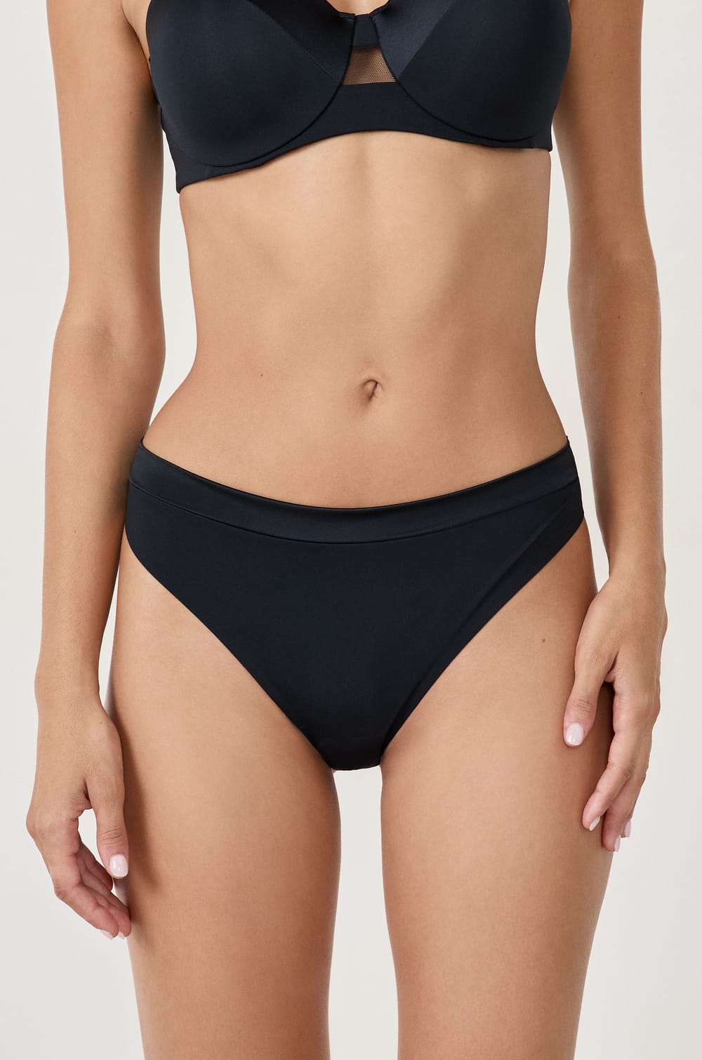 Culotte microfibre satinée;${refinementColor}