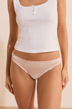 String bloomer satin&eacute;;${refinementColor}