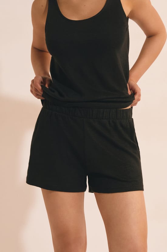 Short aus 100% Leinen;${refinementColor}