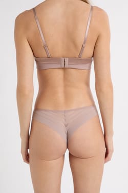 Satin microfibre tanga;${refinementColor}