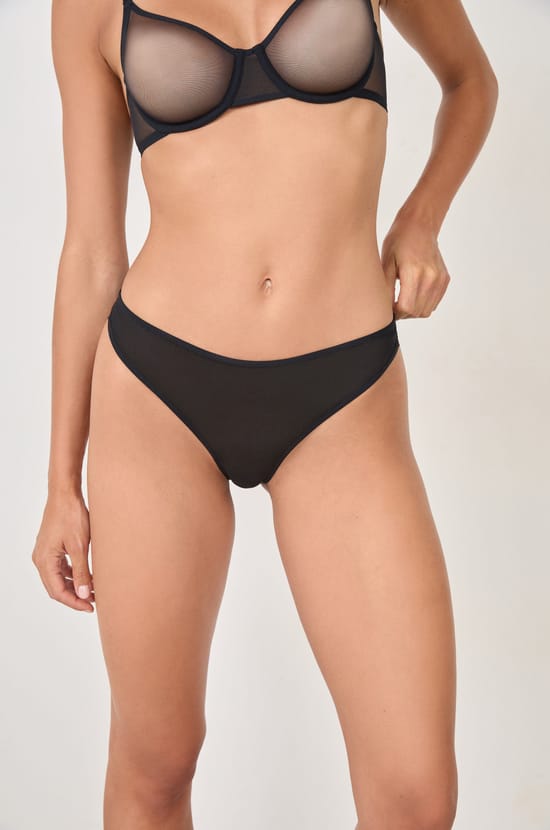 Tulle Thong;${refinementColor}