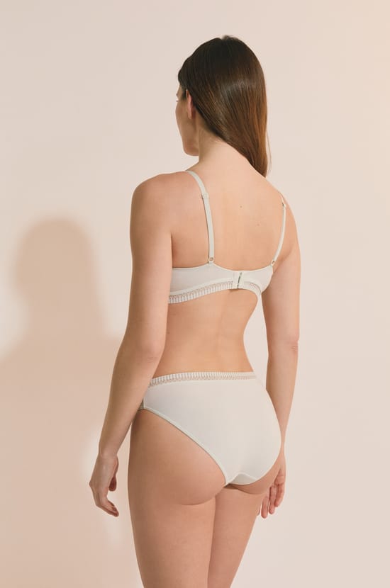 Wireless Lightly Lined Bra in Organic Cotton;${refinementColor}