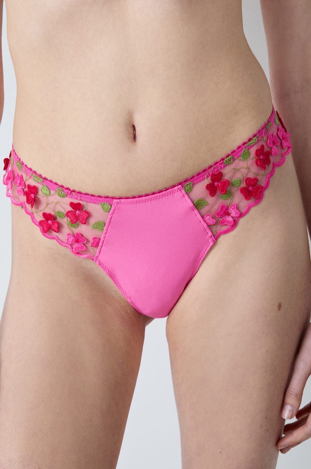 Embroidered Tanga;${refinementColor}