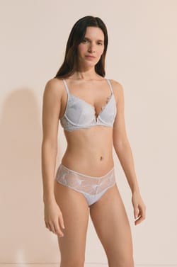 Hipster en broderie;${refinementColor}