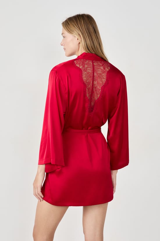 Satin Robe;${refinementColor}