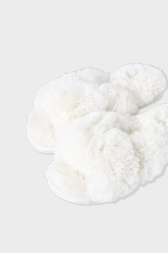 Flip-Flop Slippers;${refinementColor}