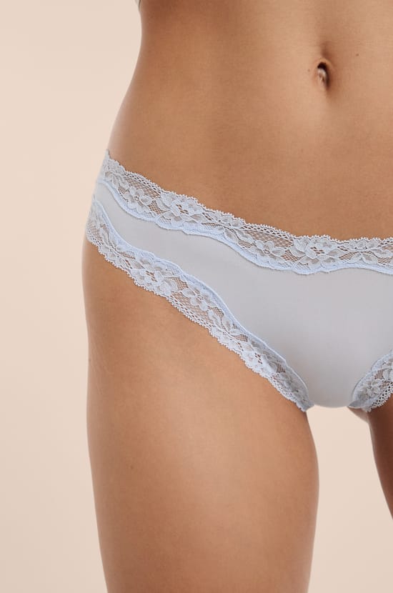 Culotte en microfibre et dentelle;${refinementColor}