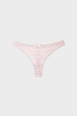 Tanga de encaje con motivo floral;${refinementColor}