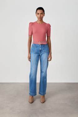 T-shirt manches courtes avec épaules bouffantes;${refinementColor}