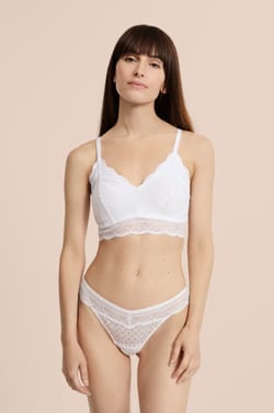 Wireless Triangle Bra Post-Mastectomy;${refinementColor}