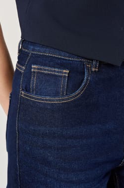 Jean large en coton;${refinementColor}