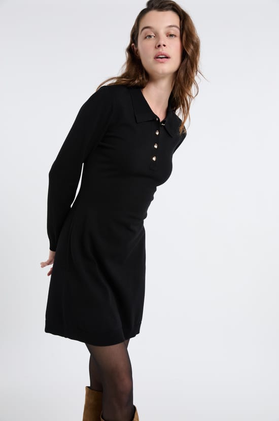 Robe manches longues avec boutons dor&eacute;s;${refinementColor}