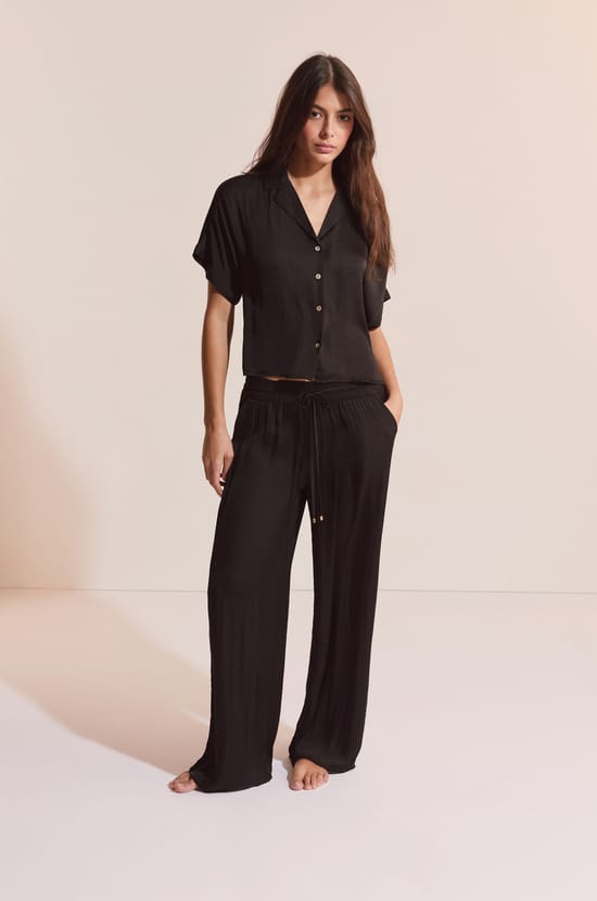 Satin Short-Sleeved Shirt;${refinementColor}