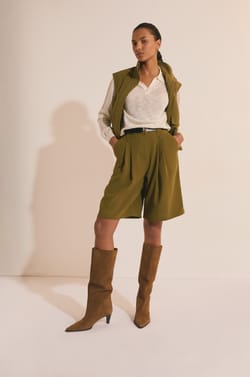 Bermuda avec ceinture;${refinementColor}