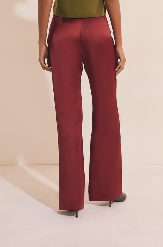 Pantalon droit satin&eacute;;${refinementColor}