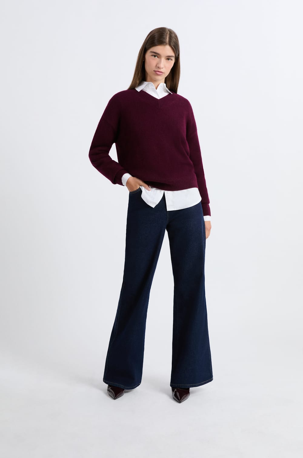 V-neck Cashmere Sweater;${refinementColor}