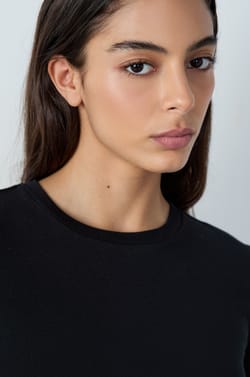 Short-sleeved ribbed cotton T-shirt;${refinementColor}