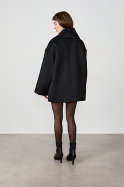 Short Coat;${refinementColor}