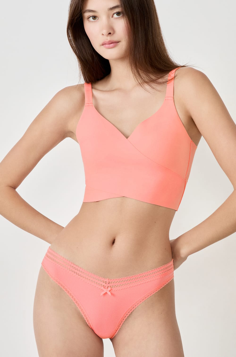 Soutien-gorge brassière effet no bra;${refinementColor}